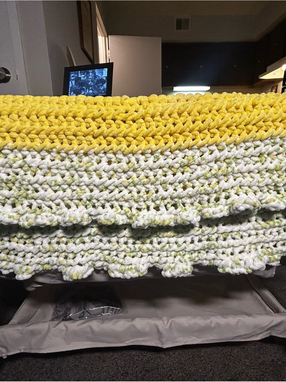 Handmade Kids Crochet Blanket - Yellow & White